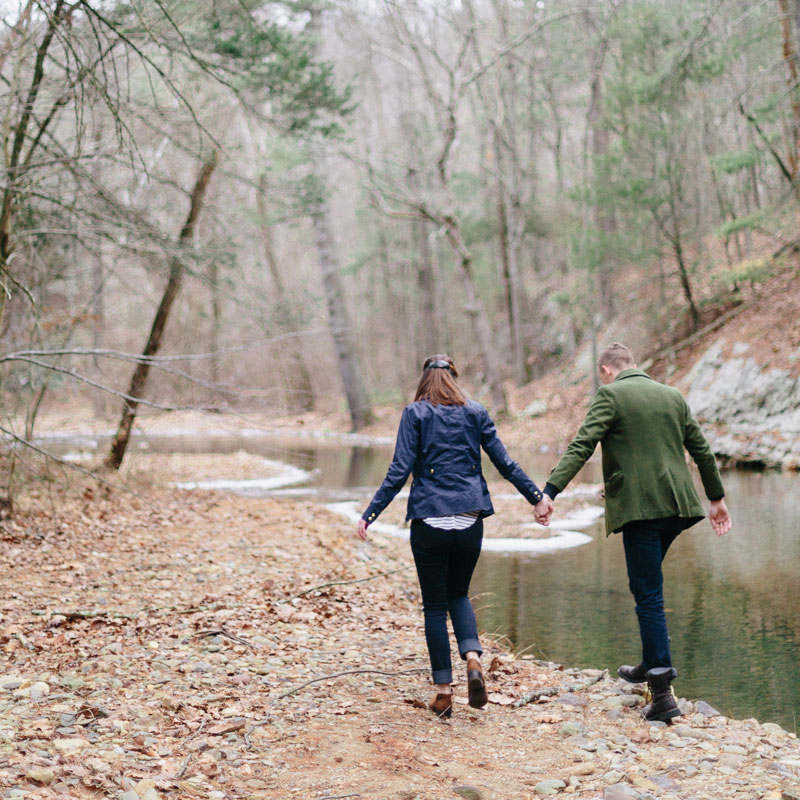 creek walk engagement session on vsco film and kodak tri-x