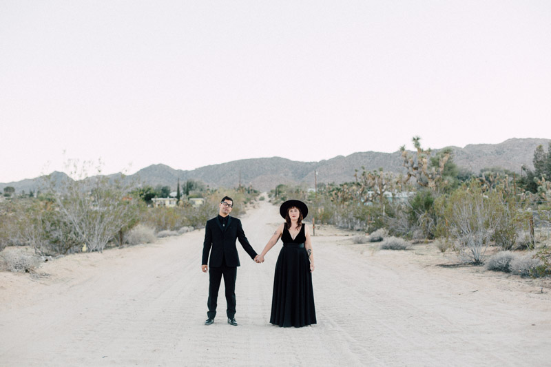 california desert wedding on halloween at the Joshua Tree Inn