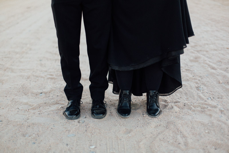 california desert wedding on halloween at the Joshua Tree Inn