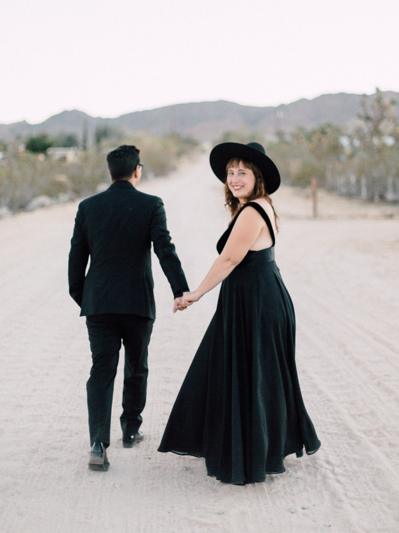 california desert wedding on halloween at the Joshua Tree Inn