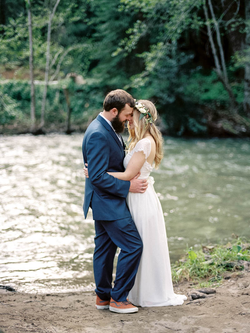 california wedding in Big Sur at the Big Sur River Inn