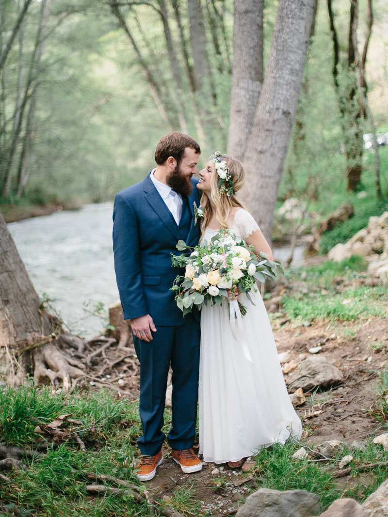 california wedding in Big Sur at the Big Sur River Inn