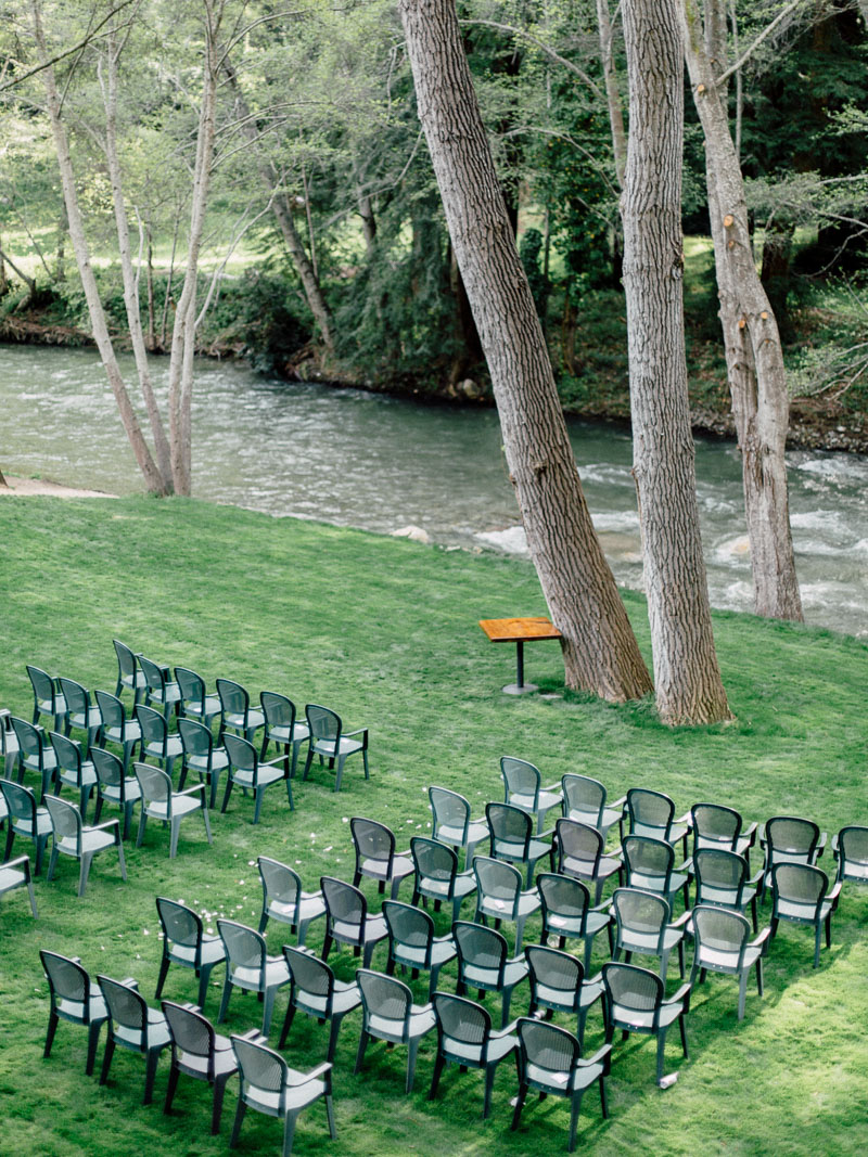 california wedding in Big Sur at the Big Sur River Inn