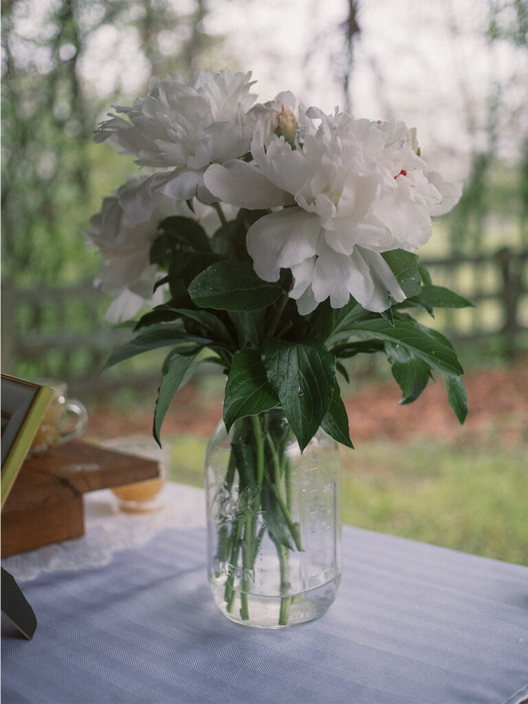 wedding decor flowers in vase
